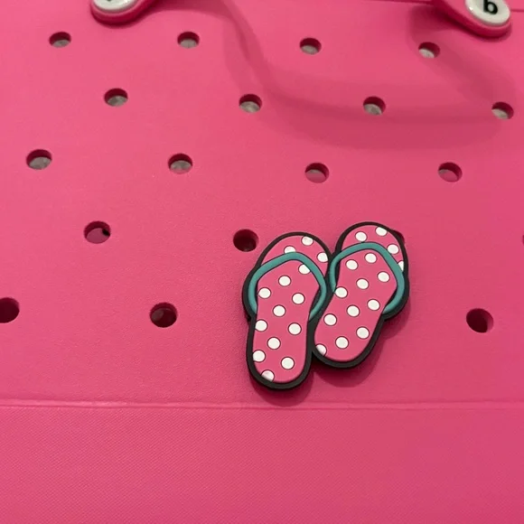 BOGG Bag Pink Polka Dot Flip Flop Charm - Picture 3 of 3